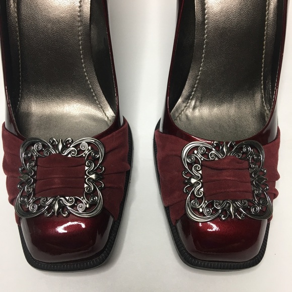 Franco Sarto Leather Suede Pump - Picture 3 of 6